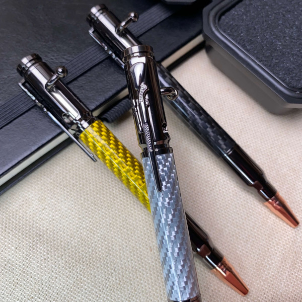 Унікальна кулькова ручка із механізмом затвору NV-084 з карбону (чорна оправа)