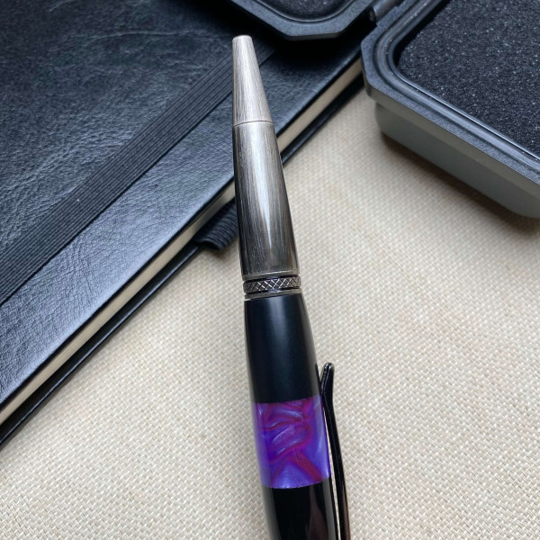 Унікальна кулькова ручка ручної роботи NV-040 виготовлена із акрилу