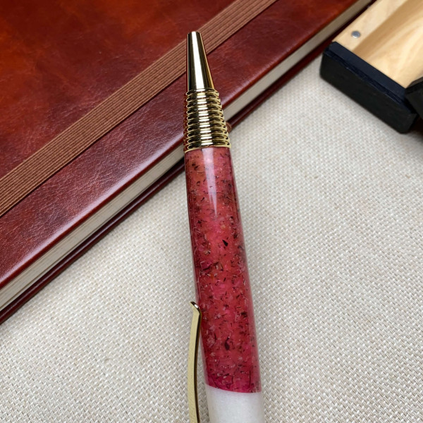 Унікальна кулькова ручка ручної роботи NV-572 виготовлена із акрилу