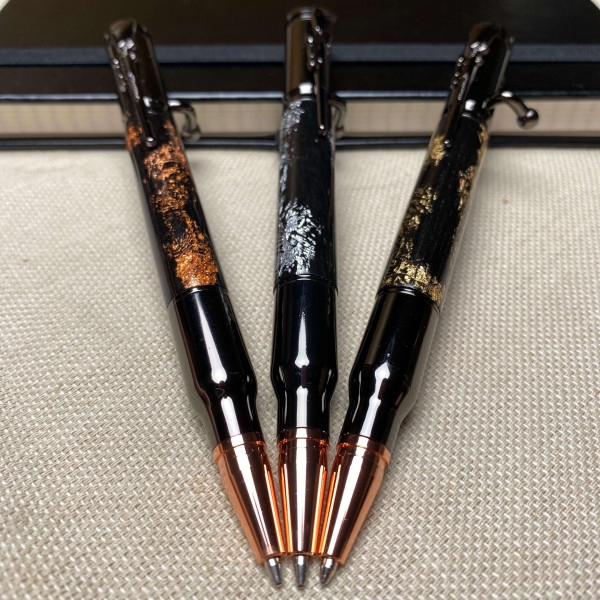 Унікальна кулькова ручка із механізмом затвору NV-084 з мореного дуба та поталі