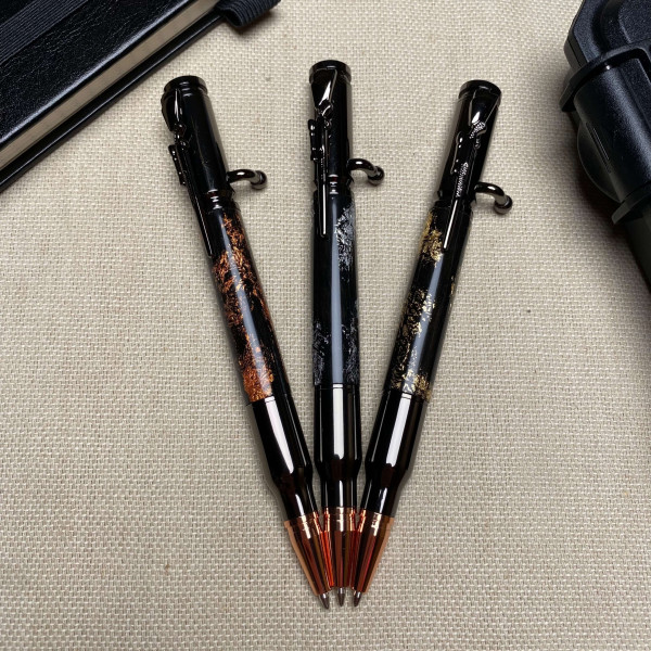 Унікальна кулькова ручка із механізмом затвору NV-084 з мореного дуба та поталі