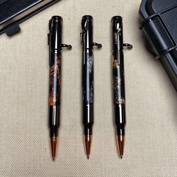 Унікальна кулькова ручка із механізмом затвору NV-084 з мореного дуба та поталі