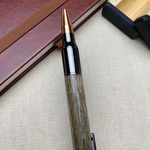 Кулькова ручка із механізмом затвору NV-084 виготовлена із деревини мореного ясена