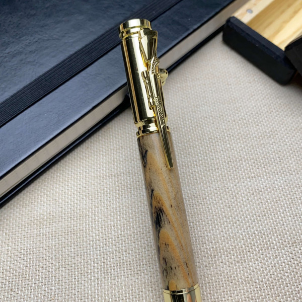 Кулькова ручка із механізмом затвору NV-084 виготовлена із дерева сосни (модифіковане)