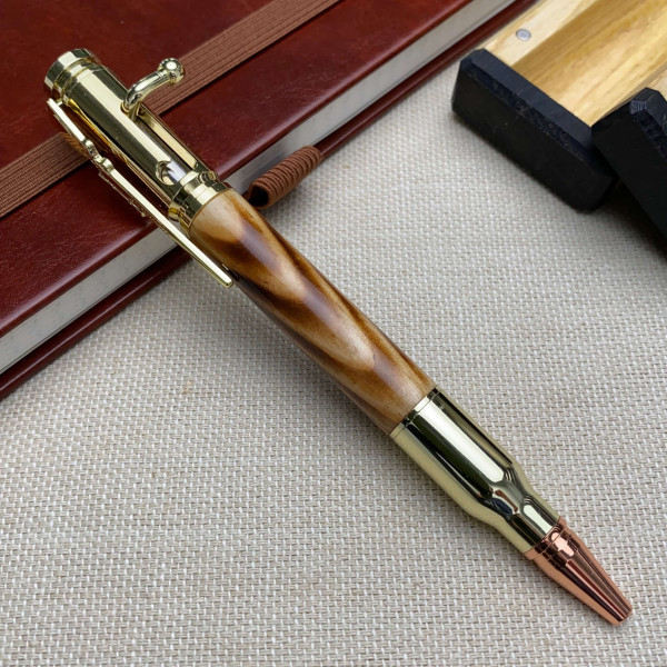 Кулькова ручка із механізмом затвору NV-084 виготовлена із обпаленої деревини сосни