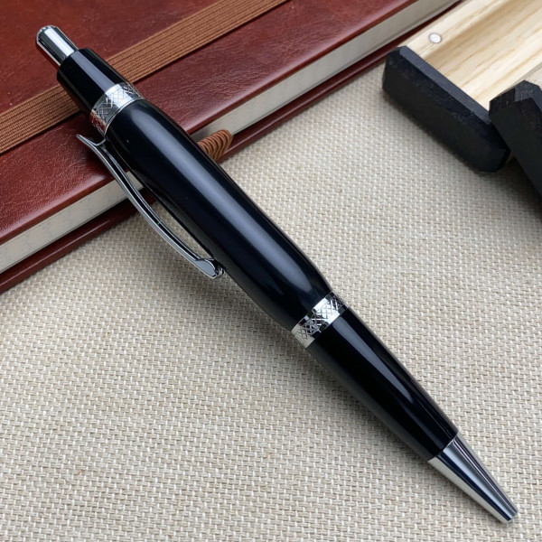 Кулькова ручка ручної роботи NV-062 виготовлена із акрилу