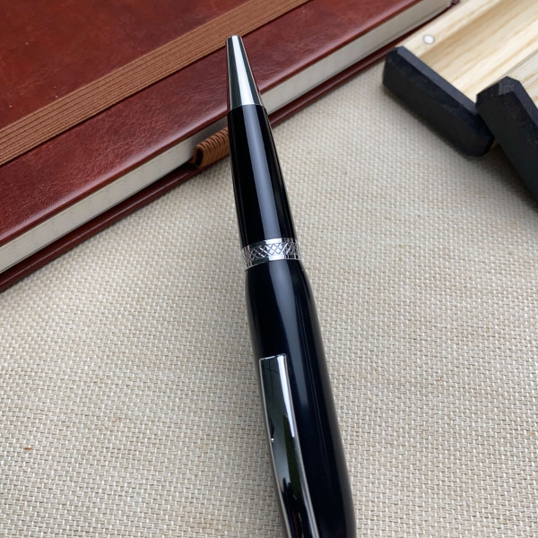 Кулькова ручка ручної роботи NV-062 виготовлена із акрилу