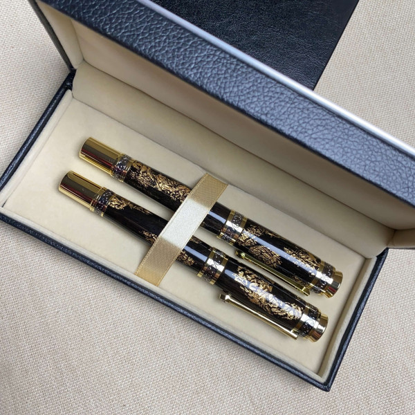 Подарунковий футляр зі шкіри F-04 для 1/2 ручок