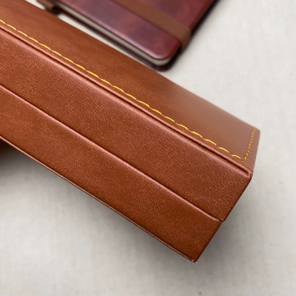 Подарунковий футляр для 1/2 ручок F-05 екошкіра (коричневий)