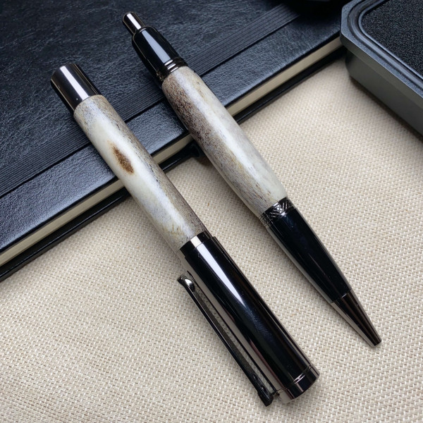 Унікальний комплект ручок ручної роботи NV-452/040 виготовлений із справжнього оленячого рогу