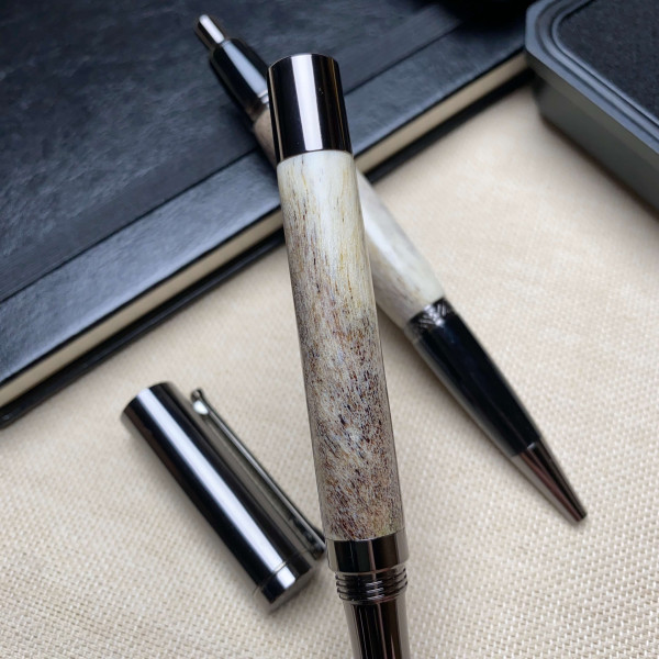 Унікальний комплект ручок ручної роботи NV-452/040 виготовлений із справжнього оленячого рогу