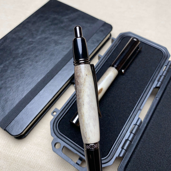 Унікальний комплект ручок ручної роботи NV-452/040 виготовлений із справжнього оленячого рогу
