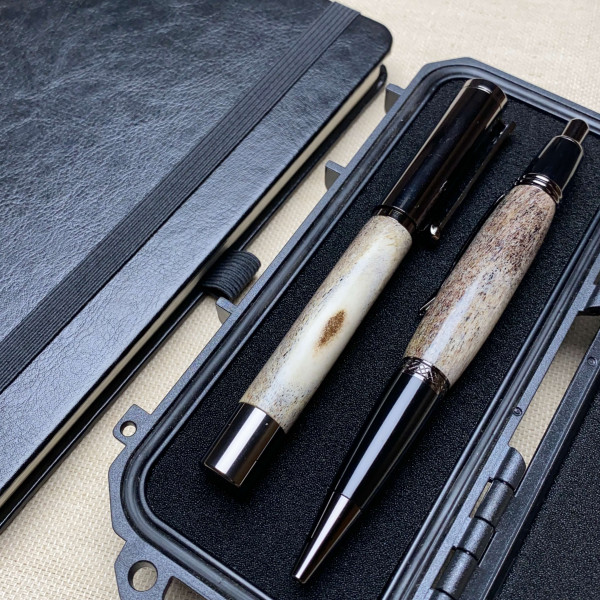 Унікальний комплект ручок ручної роботи NV-452/040 виготовлений із справжнього оленячого рогу