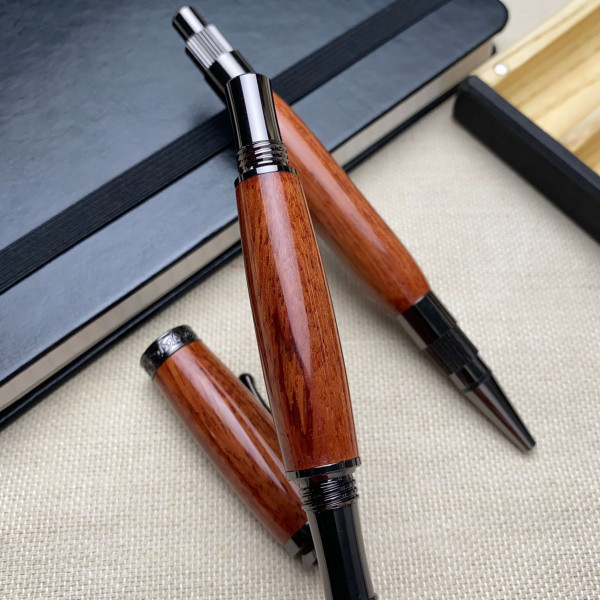 Подарунковий комплект ручок ручної роботи NV-448/131 червоне дерево - падук