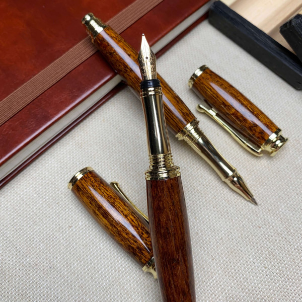 Подарунковий комплект ручок ручної роботи NV-355 тропічне червоне дерева - мербау