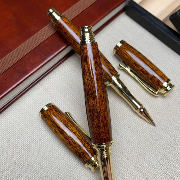 Подарунковий комплект ручок ручної роботи NV-355 тропічне червоне дерева - мербау