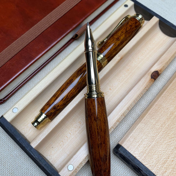Подарунковий комплект ручок ручної роботи NV-355 тропічне червоне дерева - мербау