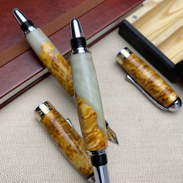Подарунковий комплект ручок ручної роботи NV-210, дерево капового клена та епоксидна смола