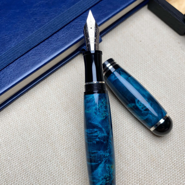 Унікальна перова ручка NV-071 ручної роботи, виготовлена із деревини капового клена