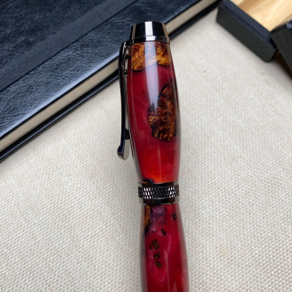 Унікальна перова ручка ручної роботи NV-694 дерево капового клена та епоксидна смола