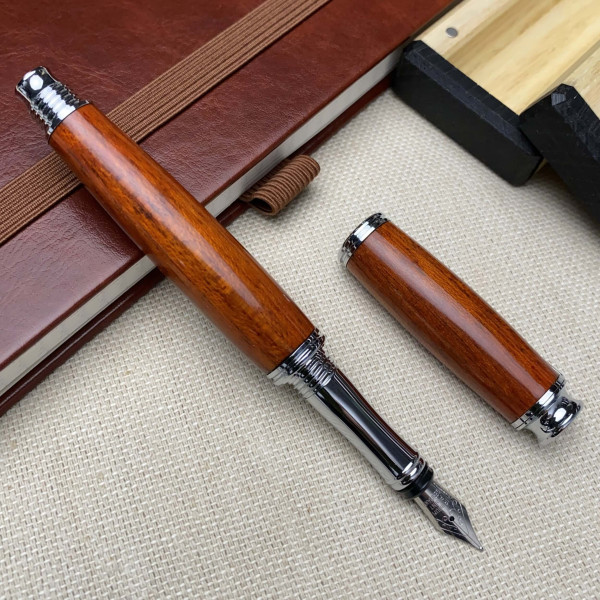 Подарункова перова ручка NV-355 ручної роботи, виготовлена із тропічного дерева - мербау