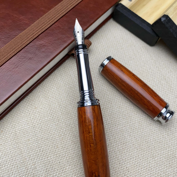 Подарункова перова ручка NV-355 ручної роботи, виготовлена із тропічного дерева - мербау