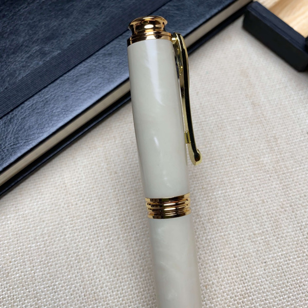 Перова ручка NV-355 ручної роботи, виготовлена із епоксидної смоли