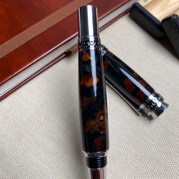 Унікальна ручка-ролер ручної роботи NV-516 справжні кипарисові шишки та епоксидна смола