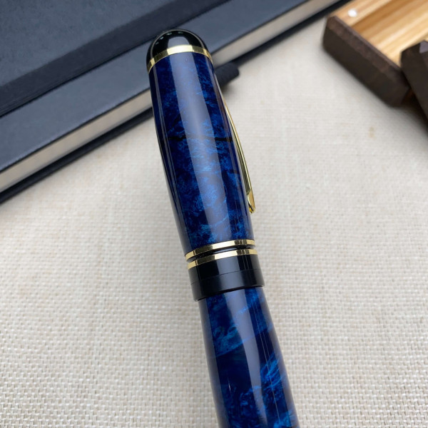 Ручка-ролер ручної роботи NV-071 виготовлена із модифікованого дерева капового клена