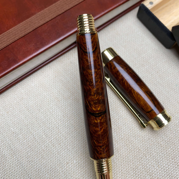 Ручка-ролер ручної роботи NV-341 дерево модифікованого шпальтового бука