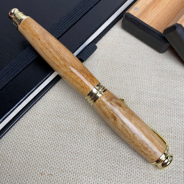 Ручка-ролер ручної роботи NV-355 із деревини горіха