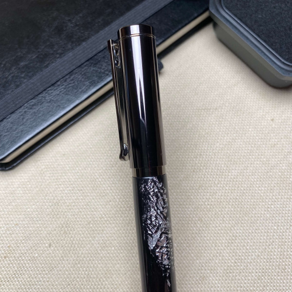 Ручка-ролер ручної роботи NV-452 дерево мореного дуба та срібна поталь