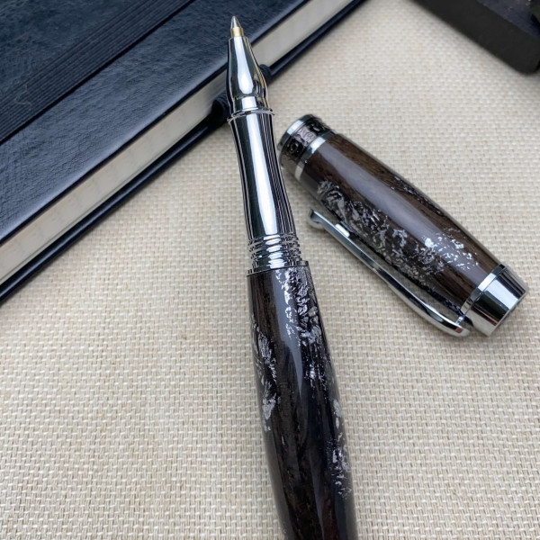 Ручка-ролер ручної роботи NV-308 дерево мореного дуба та срібна поталь