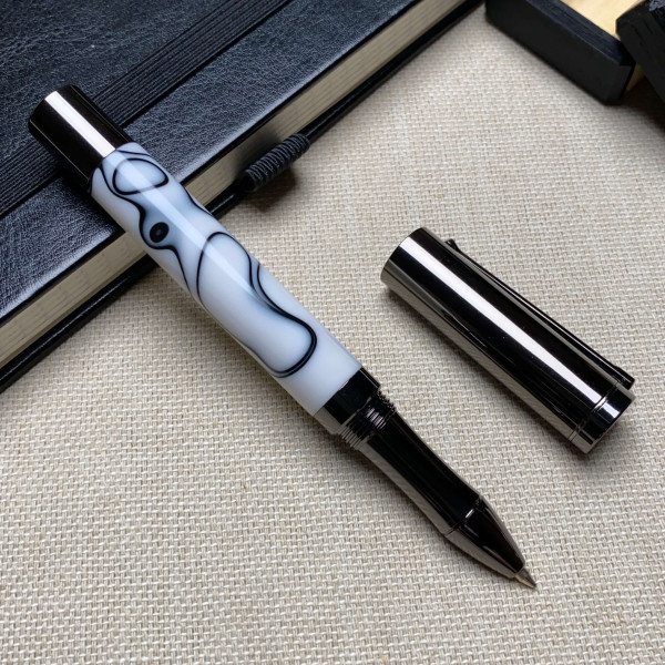 Унікальна ручка-ролер ручної роботи NV-452 виготовлена із акрилу